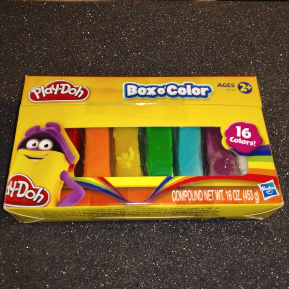 Play Doh Box o' Color - 16 Colors. 1 for $10 or 2 for $15